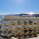 Frontline Apartment With Sea Views And Rooftop Pool