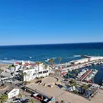Frontline Apartment With Sea Views And Rooftop Pool