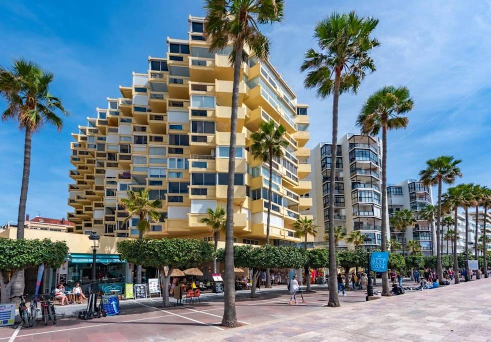 Apartment Frontline With Sea Views And Rooftop Pool *