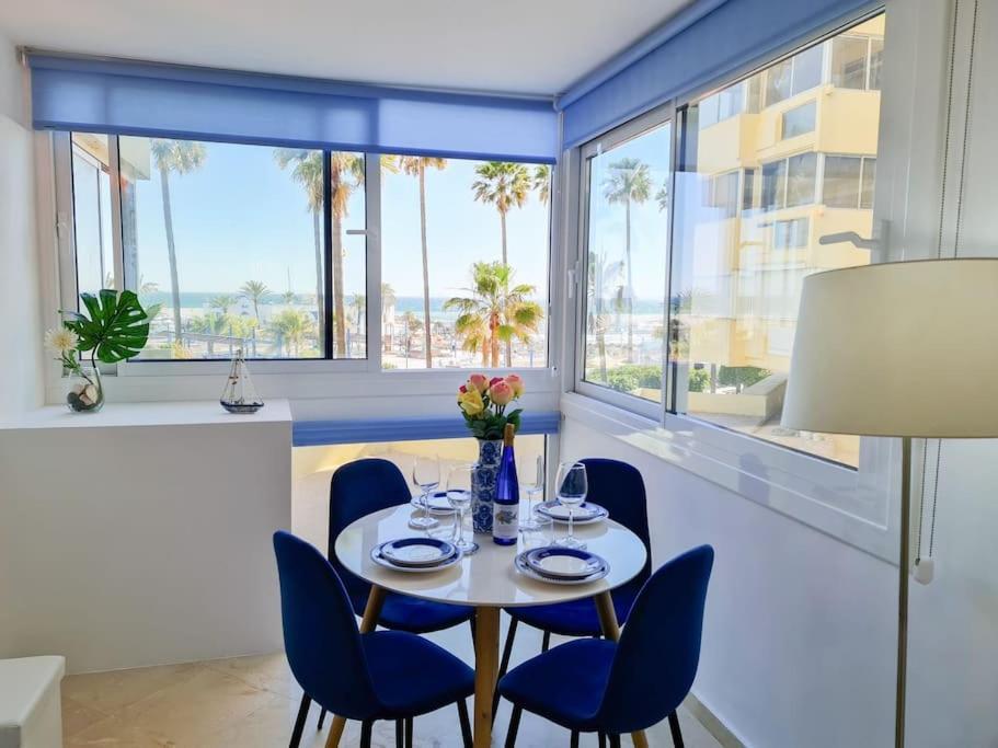 Frontline With Sea Views And Rooftop Pool Apartment *